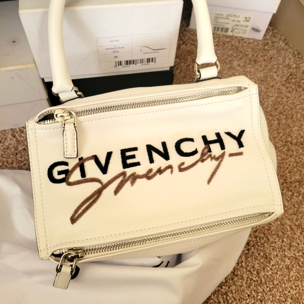Bag - Picture 1 of 3
